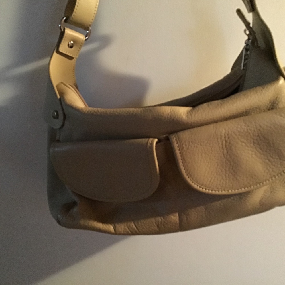 Max leather shoulder handbag